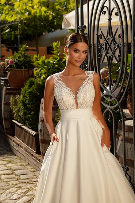 Zarina rochie de mireasa Lady Di Bride Cluj